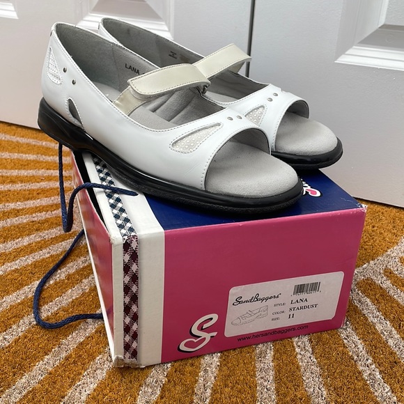 Sandbaggers Open Toed Golf Shoes - Picture 1 of 5